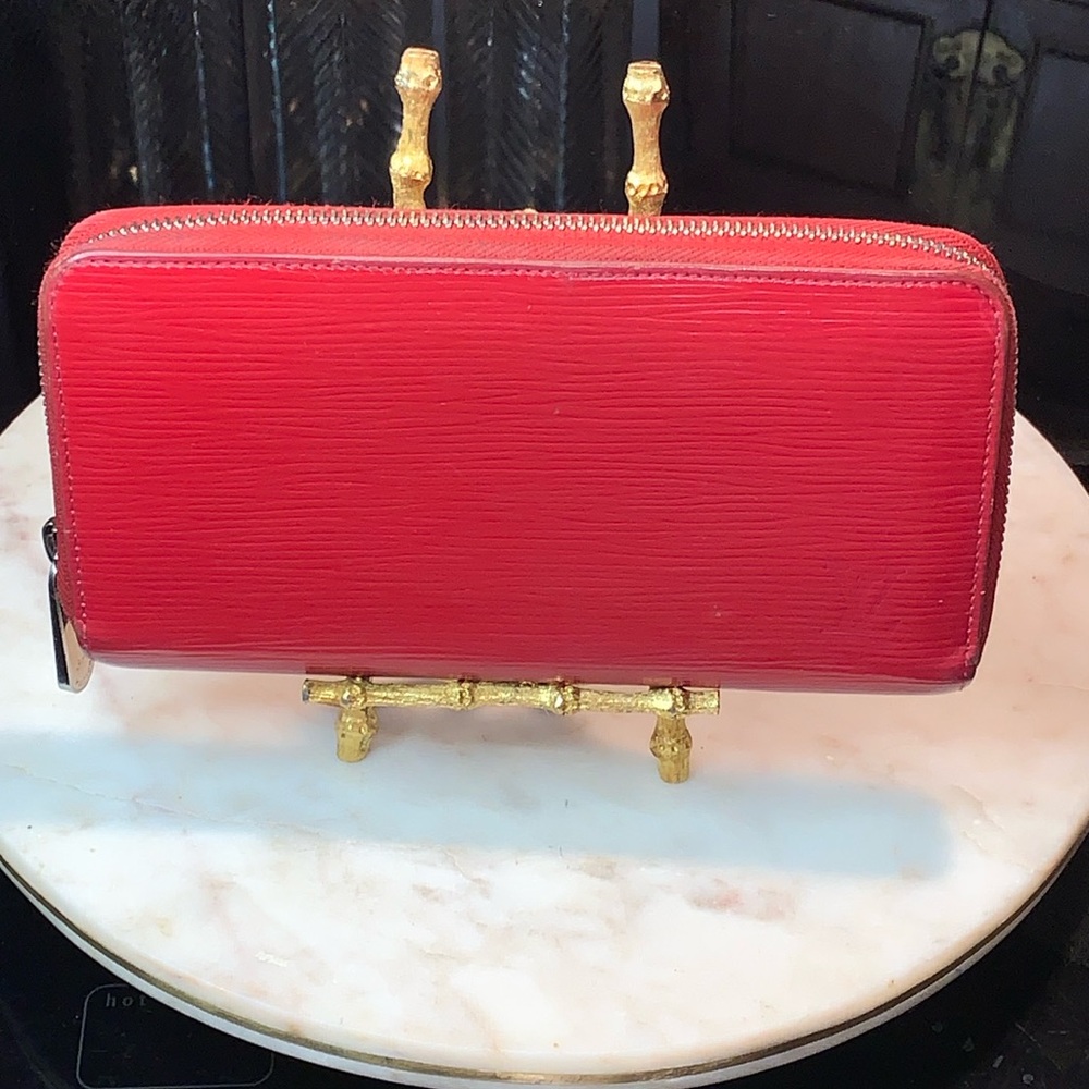 LOUIS VUITTON EPI RED ZIPPY LONG WALLET SILVER MADE IN FRANCE